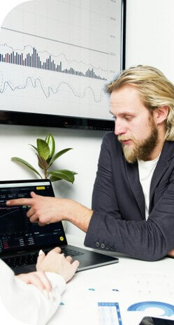 Man pointing to screen